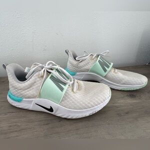 Nike Renew In-Season TR 9  White and Mint Athletic Shoes